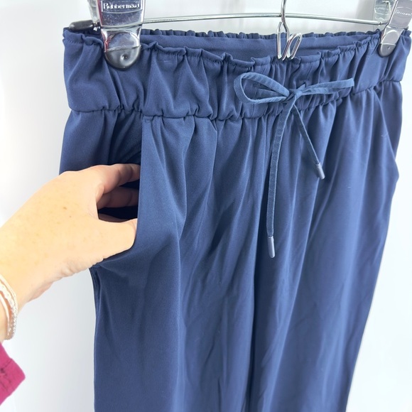 Lululemon Keep Moving Joggers Womens 6 Pockets Performance Athleisure Casual - Picture 5 of 14